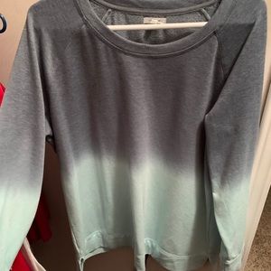 Light weight sweatshirt